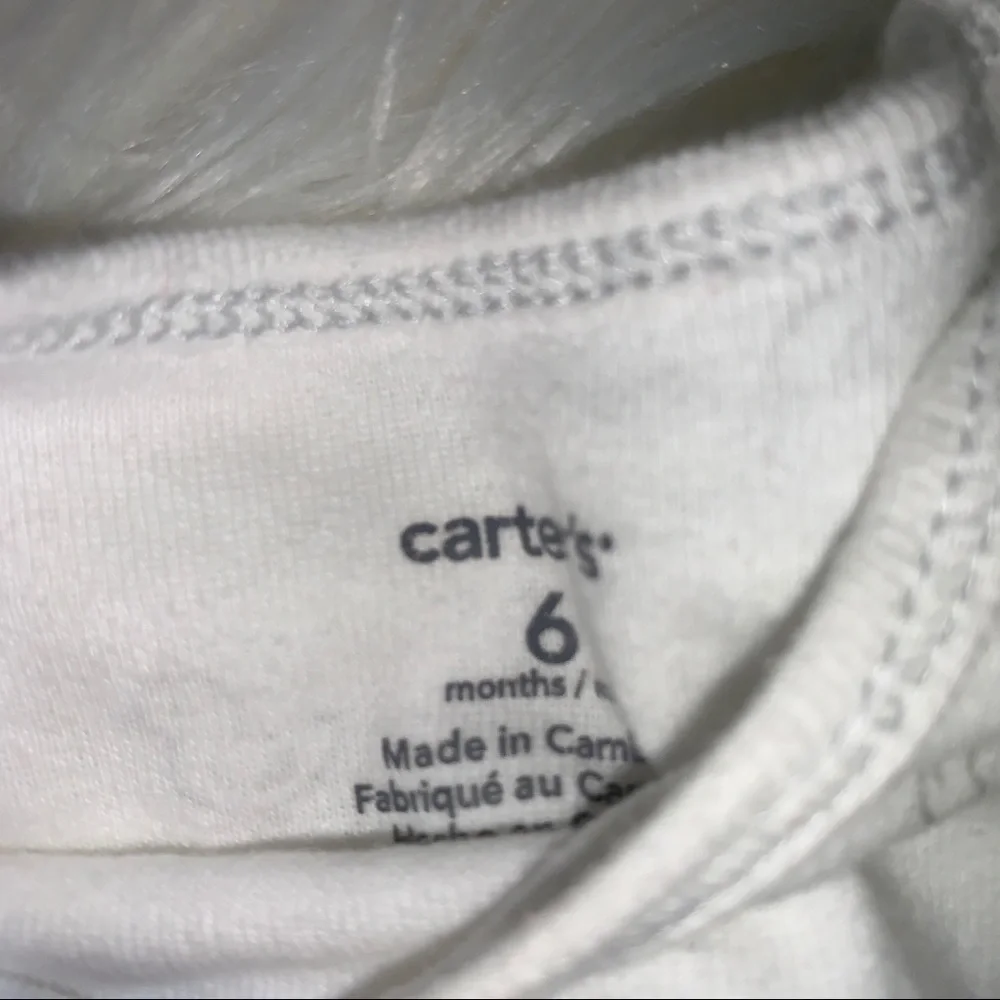Carter’s long sleeve onesies bundle - 6 months